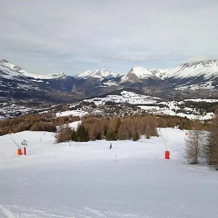 T3 Avec Terrasse 6 Personnes, Apartamento La Joue du Loup